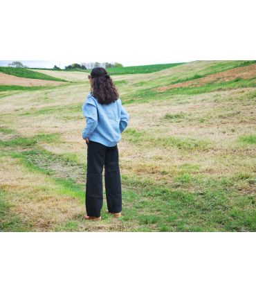 Warm and comfortable hooded sweatshirt in pure merino wool 