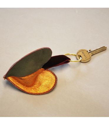 Bijoux de sac porte-clef Coeur triple cuir d'agneau véritable métalisé orange kaki et gris fabrication artisanale 