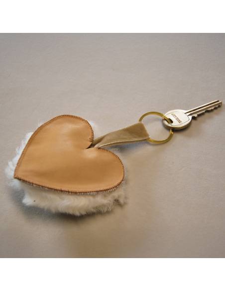 Corazón en piel de cordero y oveja 