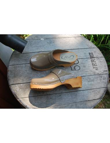 Sueco zuecos de madera cuero charolado mujer