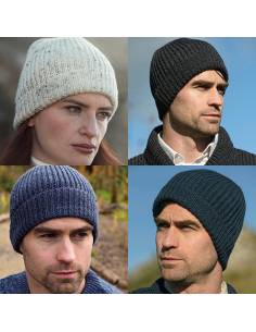 Gorro cálido de hombre de pura lana merino con punto de canalé simple