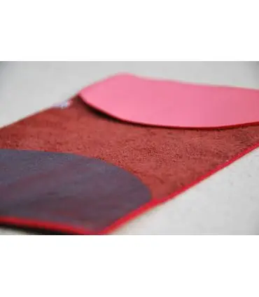 Protection passeport en cuir d'agneau bordeaux marbré vernis et rose 