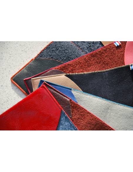 Funda para pasaporte en piel de cordero jaspeada y charol rosa 