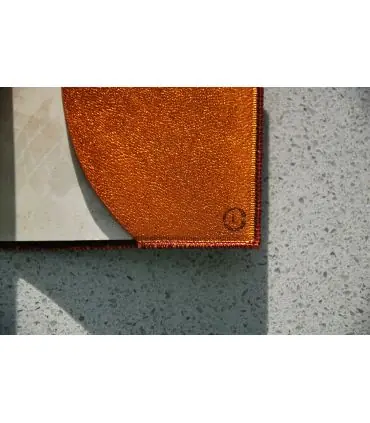Étui passeport en cuir d'agneau bordeaux satiné et orange métallique