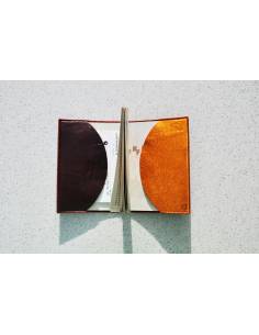 Funda para pasaporte de piel de cordero satinada burdeos y rosa  2