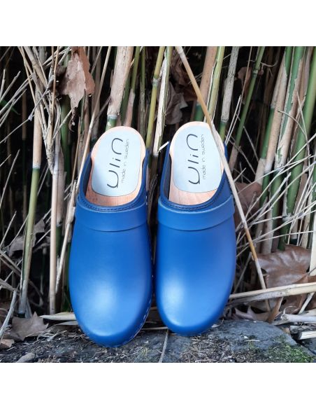 Sabot suédois artisanal homme bois et cuir bleu COBALT