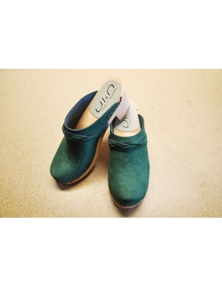 Sabots suédois femme talons larges bois et cuir tannage végétal ou nubuck