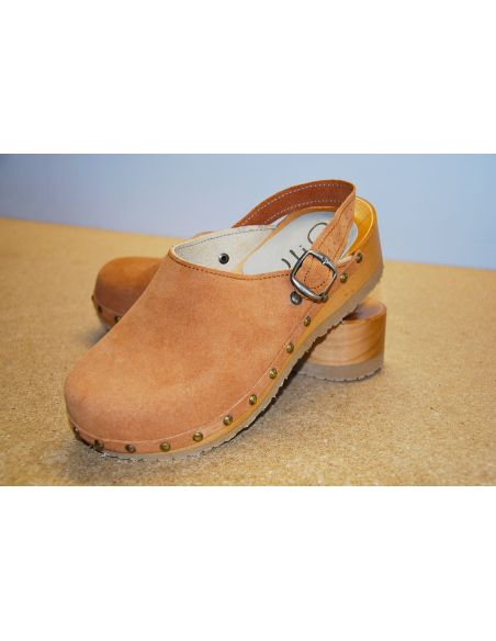 Women's swedish clogs in luxury nubuck suede