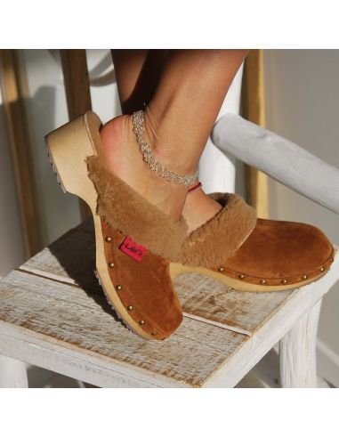 Women's swedish wooden clogs in grey felt