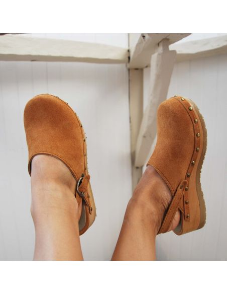 Women's suede clogs with studs and heel strap