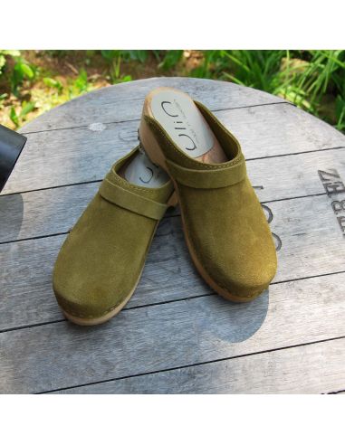 Women's swedish clogs in luxury nubuck suede