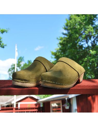 Sabots suède nubuck kaki luxe 