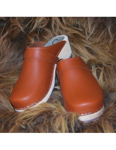 Sabots pour femme suédois bois et cuir tannage végétal