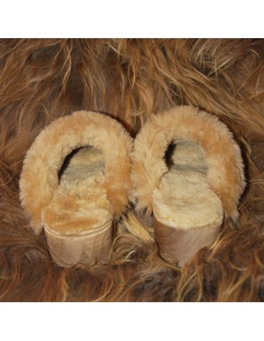 Women's swedish wooden clogs in grey felt