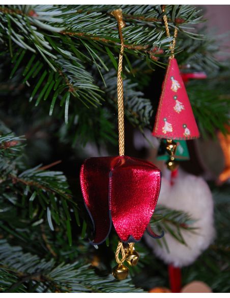 Campanilla navideña rosa con motivos nórdicos en piel de cordero pintada para el árbol de Navidad