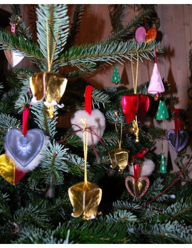 Musical Christmas Campanula Flowers in leather for the Christmas tree