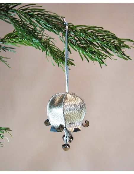 Clochettes musicales de Noël en cuir et ses jingle bells pour le sapin