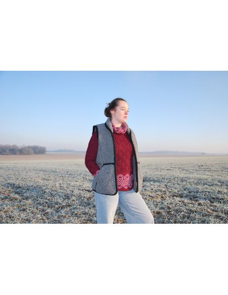 Men's and women's pure merino wool sleeveless waistcoat with zip fastening