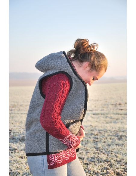 Waistcoat sleevesless pure wool with ZIP and hood