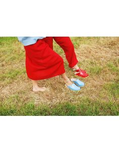 Wooden Swedish women lack leather clogs 2