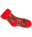 Rojo calcetines de lana rojo, suave y caliente para pies felices