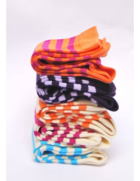 Gamme de chaussettes femme couleur et rayures en coton de luxe
