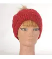 Bonnet femme en laine et pompon fourrure rouge