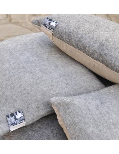 Housse de coussin nordique pure laine dos lin 
