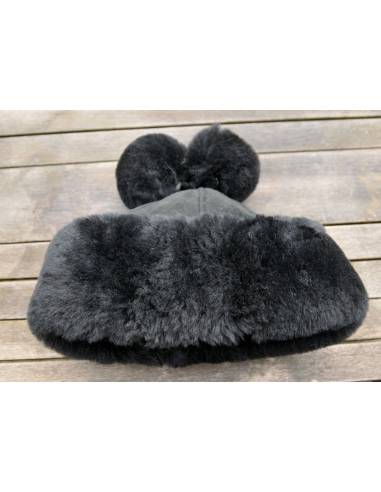 Toque femme en peau de mouton retournée noir