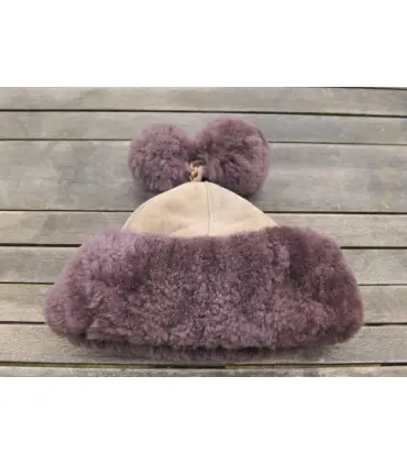 Toque femme en peau de mouton retournée noir