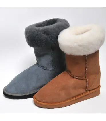 Women's boots in guenuine lambskin