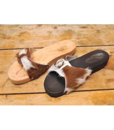Woman wooden sandals in bicolor wild leather 