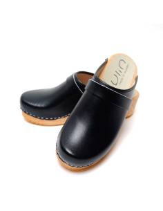 Women's swedish wooden clogs in leather 2