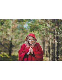 Cape en pure laine vierge à capuche rouge