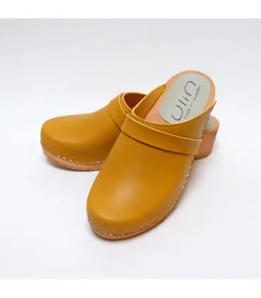 Sabots suédois femme bois et cuir tannage végétal ou nubuck