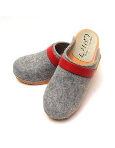 Women's swedish wooden clogs in leather 2