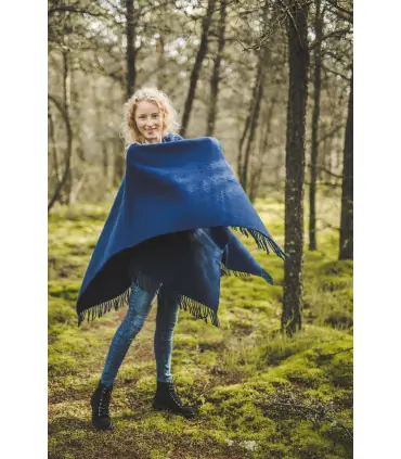 Cape mantle in pure new wool