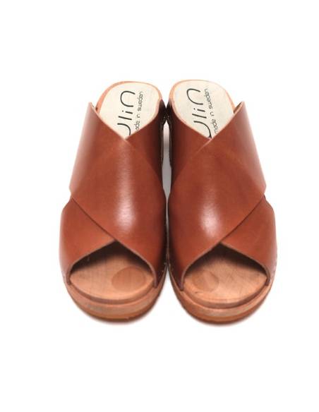 Wooden swedish women sandal organic leather