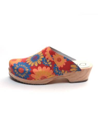 Sabots suedois en cuir imprimé liberty rouge marguerite orange bleu jaune vert et rose à fleurs 