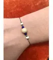 Bracelet bleu & blanc breloque perle en bois et verre