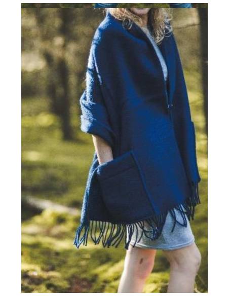 Stole YLIN with pockets in pure new wool