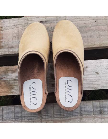 Sabots bois suédois homme en cuir nubuck beige