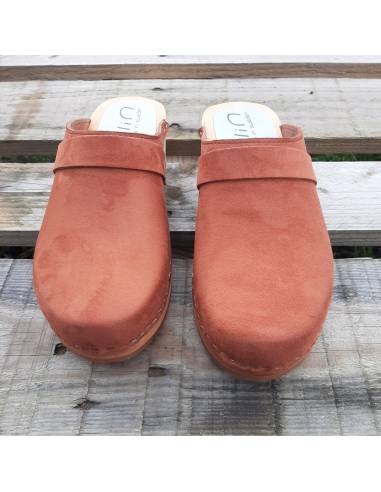 zuecos de madera suecas de cuero nubuck  hombre