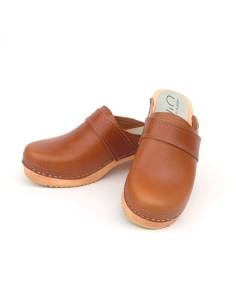 Sabots suédois homme ou femme en bois et cuir coloré et détail surpiqure  2