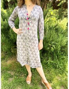  robe femme col mao boutons en nacre et pompons rouge bordeaux  2