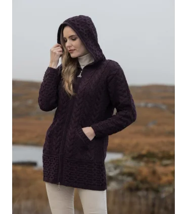 Gilet long Femme en pure laine mérinos à zip et capuche bordo 
