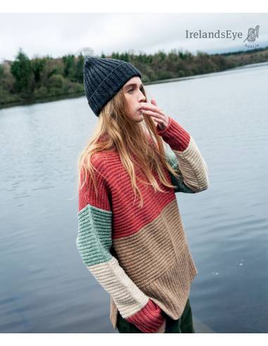 Pull ras col montant en laine tricolore rouge rose vert d'eau et beige 