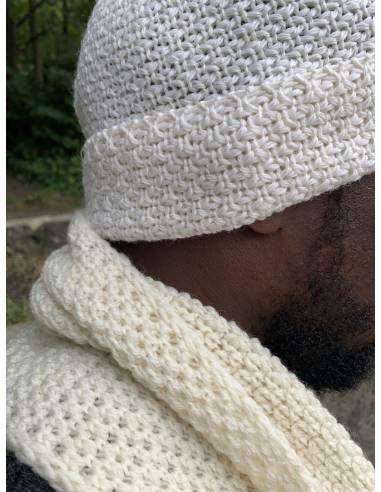 Bonnet en pure laine vierge nid d'abeille blanc écru 