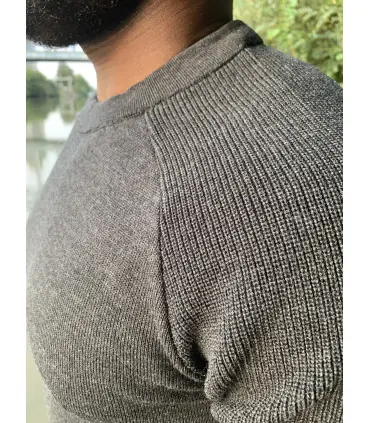 Pull tricoté pure laine mérinos pour homme gris ou vert kaki