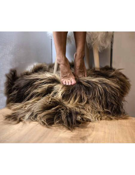 Large decoration Sheepskins long wool